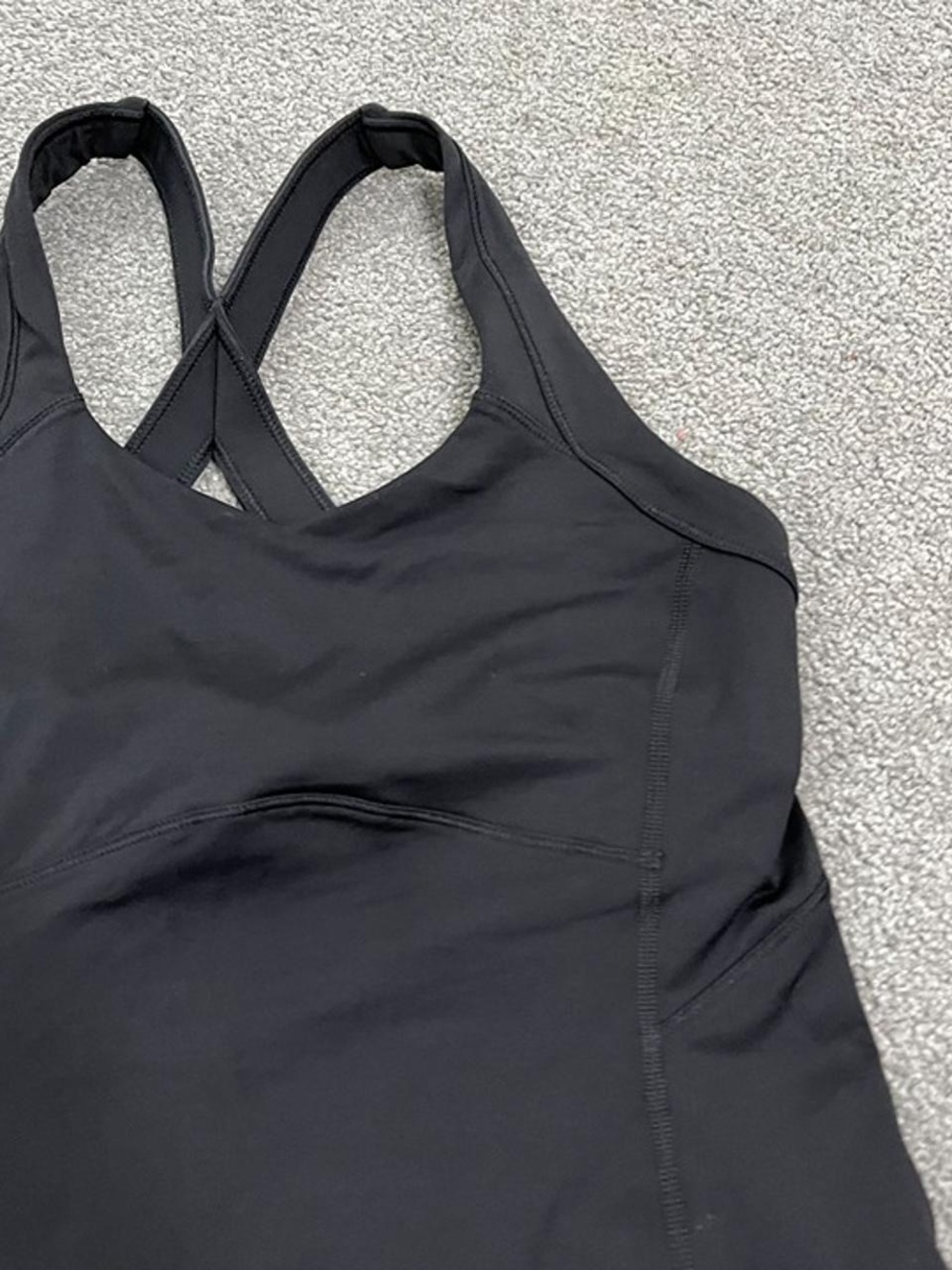 Lululemon like new Black Crossback Supportive Tank